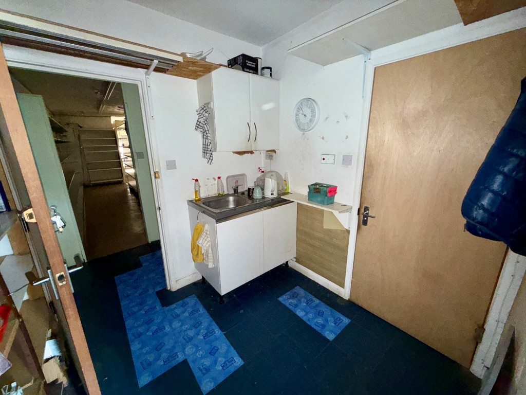 132 High Street, Sheerness, Kent, ME12 1UB
